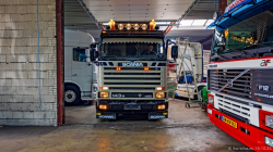 20251019-Tom-Holding-00579